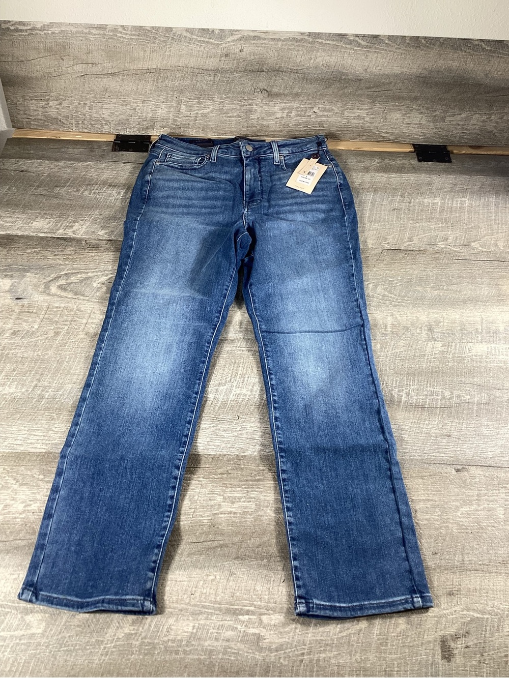 NYDJ Sheri Slim Straight High Rise Lift Tuck Jeans Size 8 30” Inseam